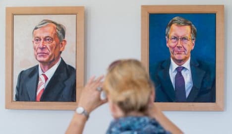 President moves 'ugly' portraits of predecessors