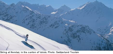 Avalanche kills Swedish skier in Switzerland