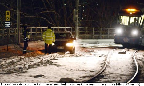 Cops find Finnish car on Swedish tram tracks