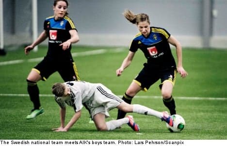 Swedish football ladies beaten by teen boys