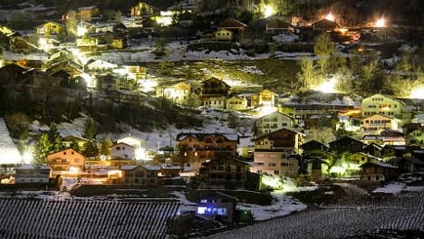Gunman kills three in Swiss village