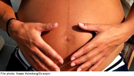 'Lift Swedish ban on surrogate motherhood'