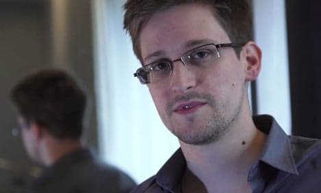 Germany 'to review' Snowden asylum request