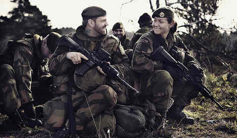 Norway's male soldiers allowed ponytails