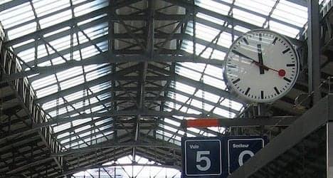 Iconic Swiss train station clocks lose second hand
