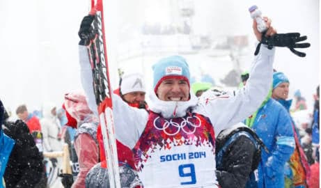 Svendsen's biathlon gold breaks losing streak