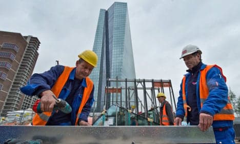 German hourly labour costs outstrip EU rivals