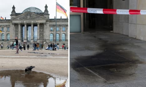Attacker throws Molotov cocktail at Reichstag