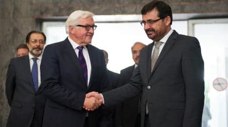 Berlin urges Afghan rivals to solve vote crisis