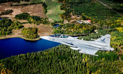 Sweden scrambles plane in Baltic