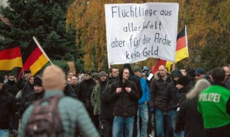 Anti-foreigner protesters rally in Berlin