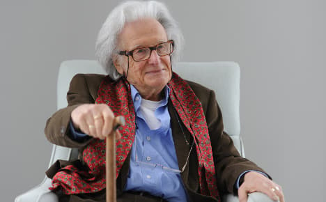Author and Holocaust survivor dies aged 91