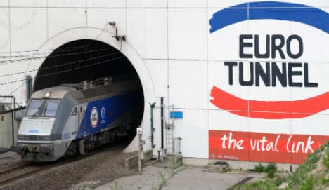 Channel Tunnel services resume after fire