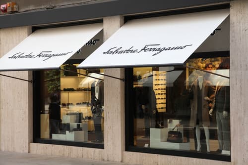 Italy's luxury brands defy economic crisis