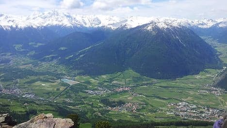 Swiss skier dies in Italian avalanche
