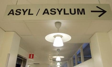 Sweden cuts predicted asylum seeker figures