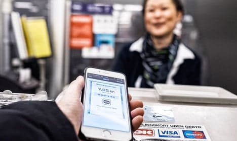Danish supermarkets allow paying by phone