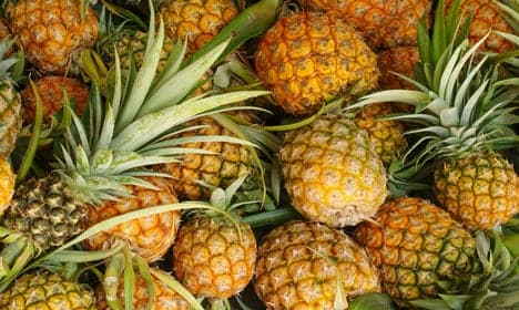 Police seize cocaine-stuffed pineapples