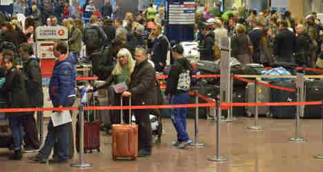 Swedish police called over airport luggage row