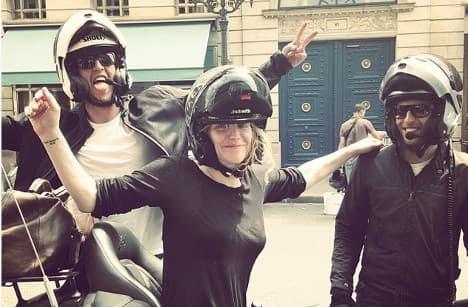Courtney Love egged in Paris anti-Uber protest