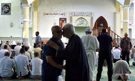 France says 40 imams deported for hate speech