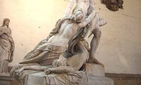 Vandals break finger off Florence statue