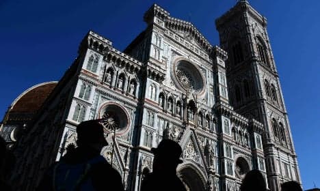 Canadian urinates on Florence cathedral dome
