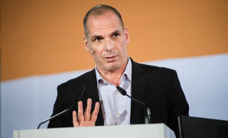 Varoufakis stalls on new reform list