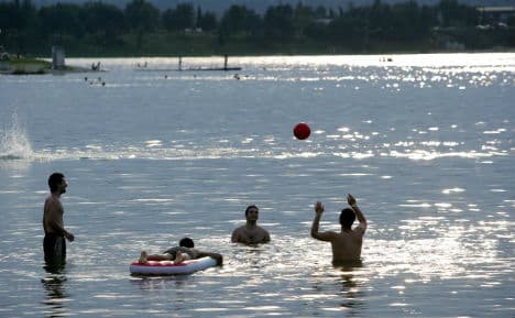 Swim ban after Lake Festival drowning