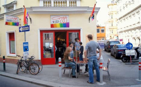Austria may pardon anti-gay law convictions