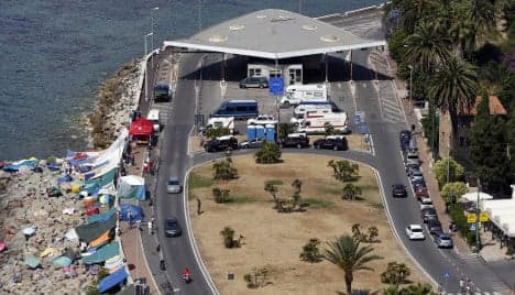 France 'won't hesitate' to install border controls