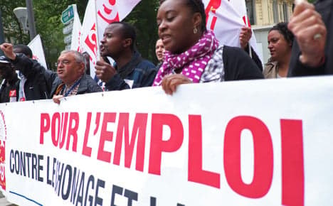 French jobless rate stays stable at ten percent