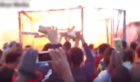 VIDEO: Explosion at Calais refugee camp