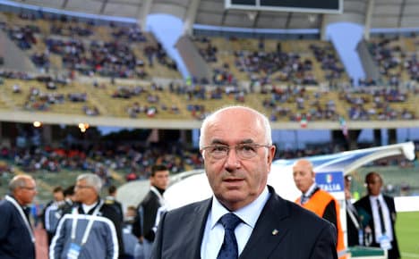 Italy football chief 'insults Jews and gays'
