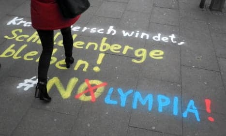Hamburg voters throw out Olympic bid plan