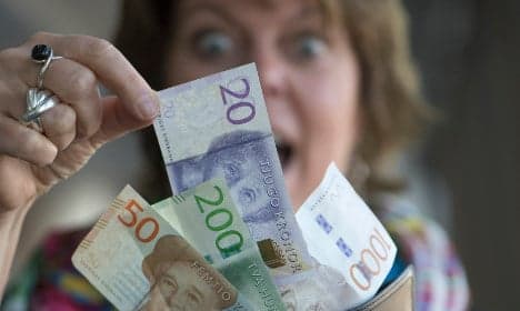 Sweden cashes in on new kronor banknotes