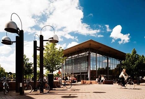 Linköping University tackles refugee crisis