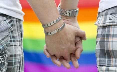 Most German conservatives support gay marriage: poll