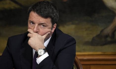 Italy clouds mar Renzi's second anniversary
