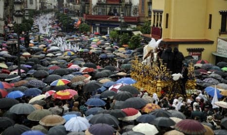 Rain in Spain puts a dampener on Holy Week parades