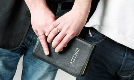 Norway to allow gay church weddings