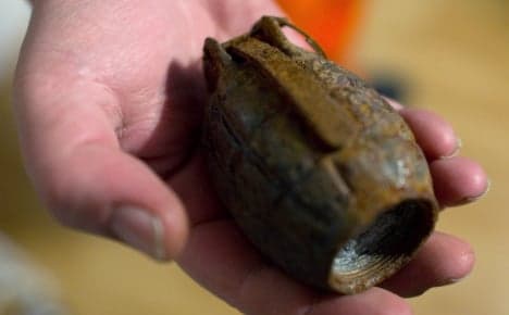 Man fishes for lost key, pulls out hand grenade instead