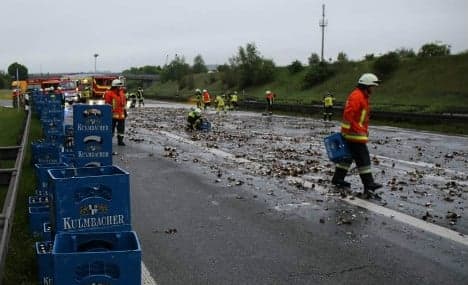 1000s of smashed beer bottles bring Autobahn to standstill