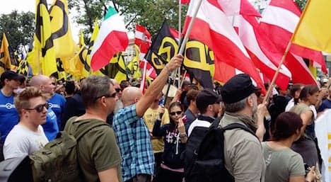 13 injured in left-right clashes in Vienna