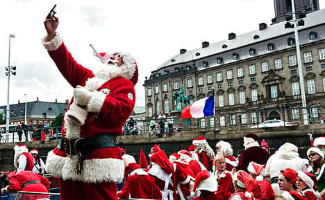 Santas spread (summer) Christmas cheer in Denmark