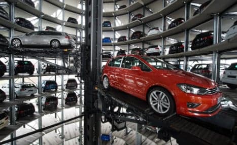 VW reaches supplier deal to resume production