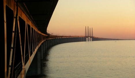 Øresund Bridge to get a huge new paint job