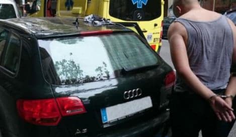 Hapless thief caught after FOUR hours trapped in hot car