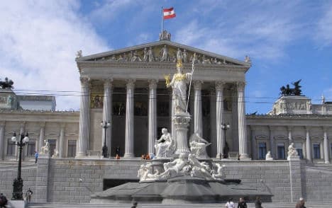 Austrian election set for early December after 'gluegate'