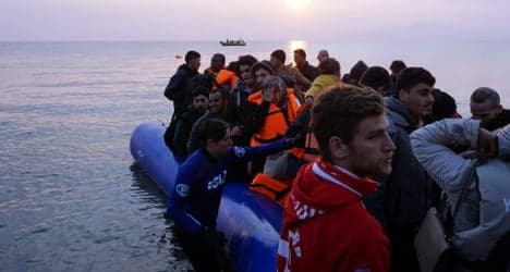 Swiss wins bravery prize for helping refugees in Greece